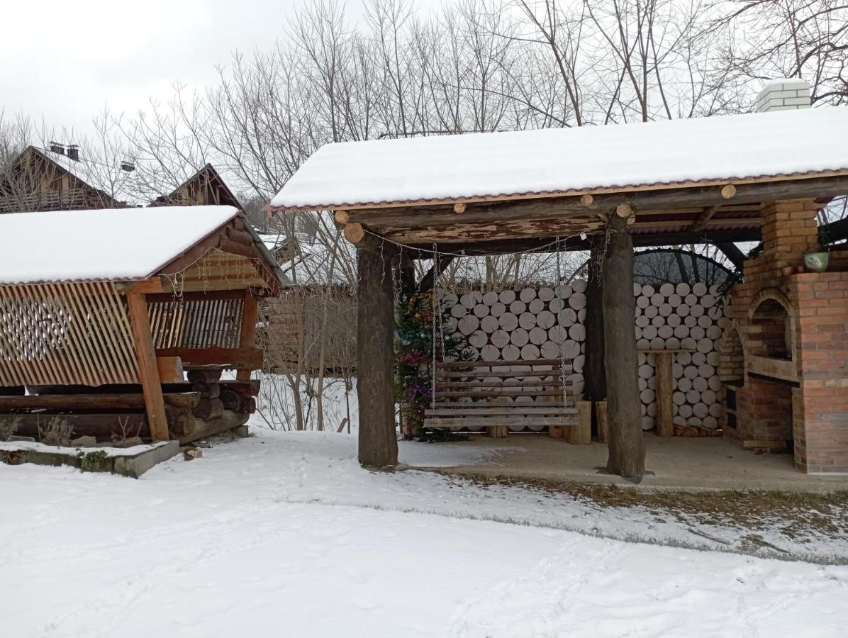 Sadyba Sunny House Pilipets Exterior photo